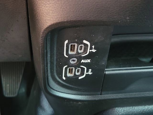 Used 2021 RAM 2500 Tradesman w/ Chrome Appearance Group AWD/4WD image 26