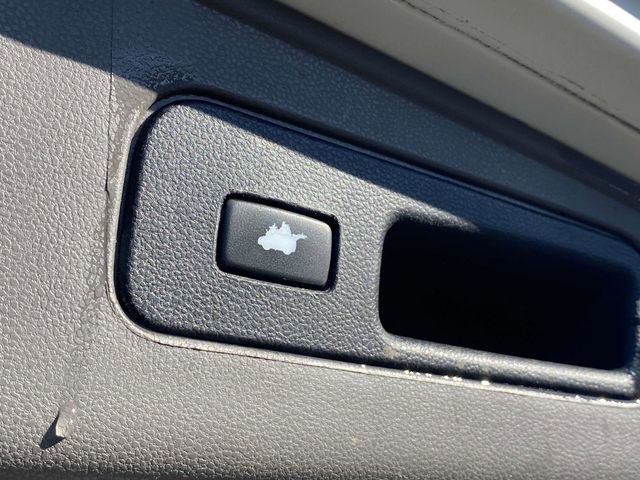 Used 2017 Honda Odyssey Touring image 13