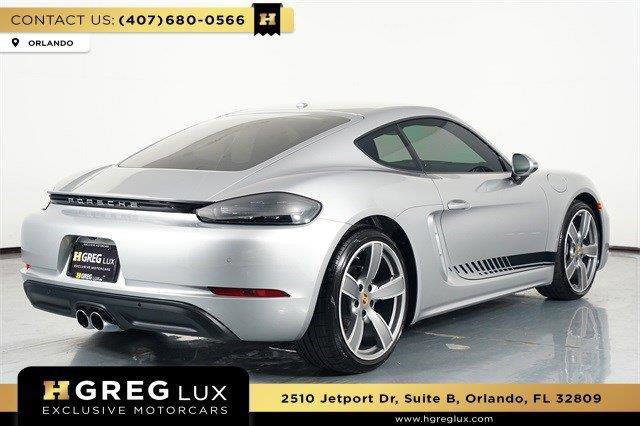 Used 2025 Porsche 718 Cayman image 11