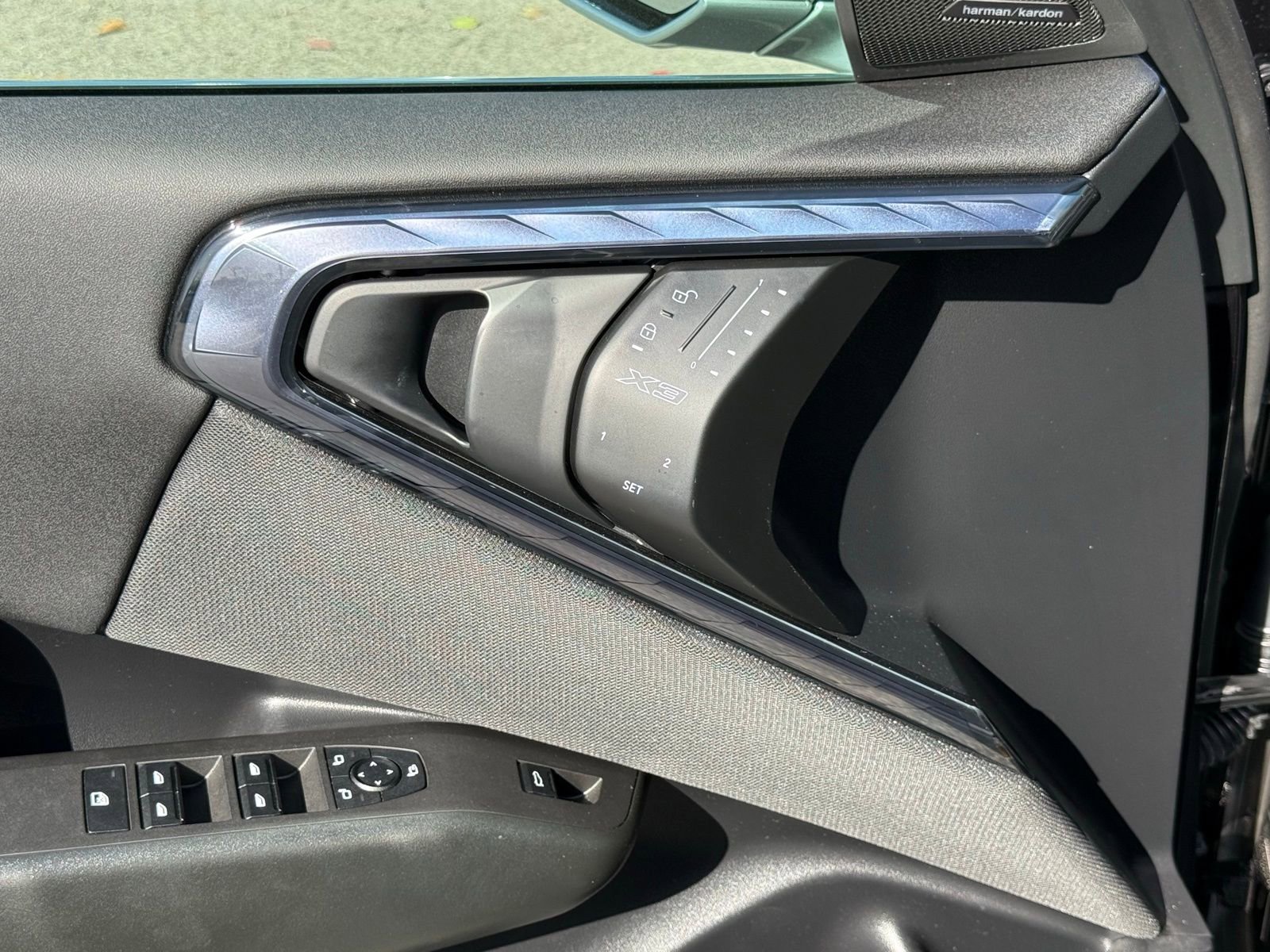 Used 2025 BMW X3 xDrive30i w/ Convenience Package image 22