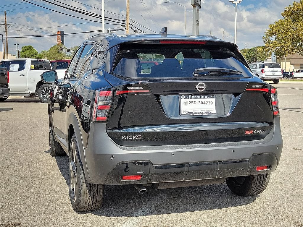 New 2025 Nissan Kicks SR w/ SR Premium Package AWD/4WD image 9