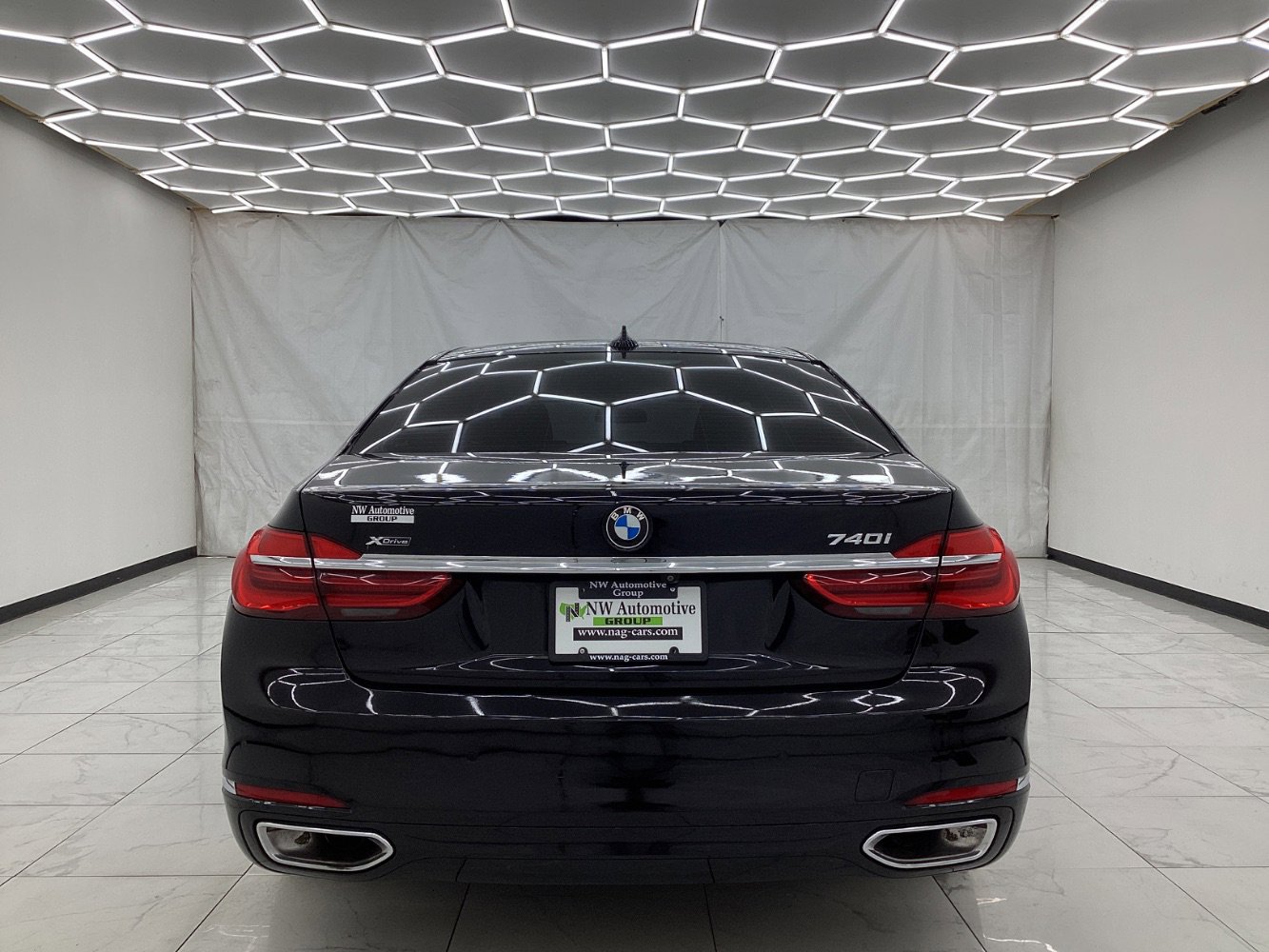 Used 2019 BMW 740i xDrive image 10