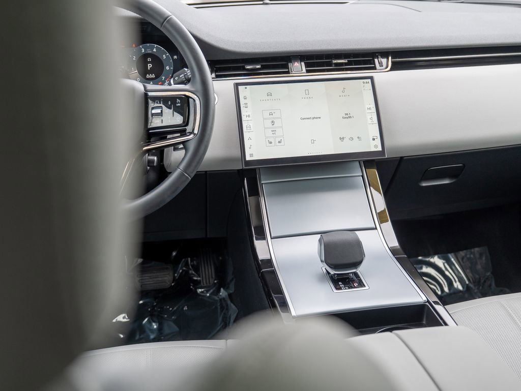 Certified 2025 Land Rover Range Rover Evoque S image 20