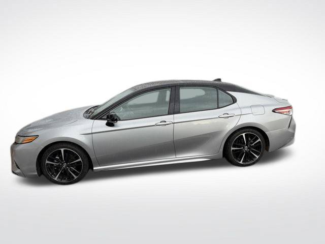 Used 2019 Toyota Camry XSE FWD image 6