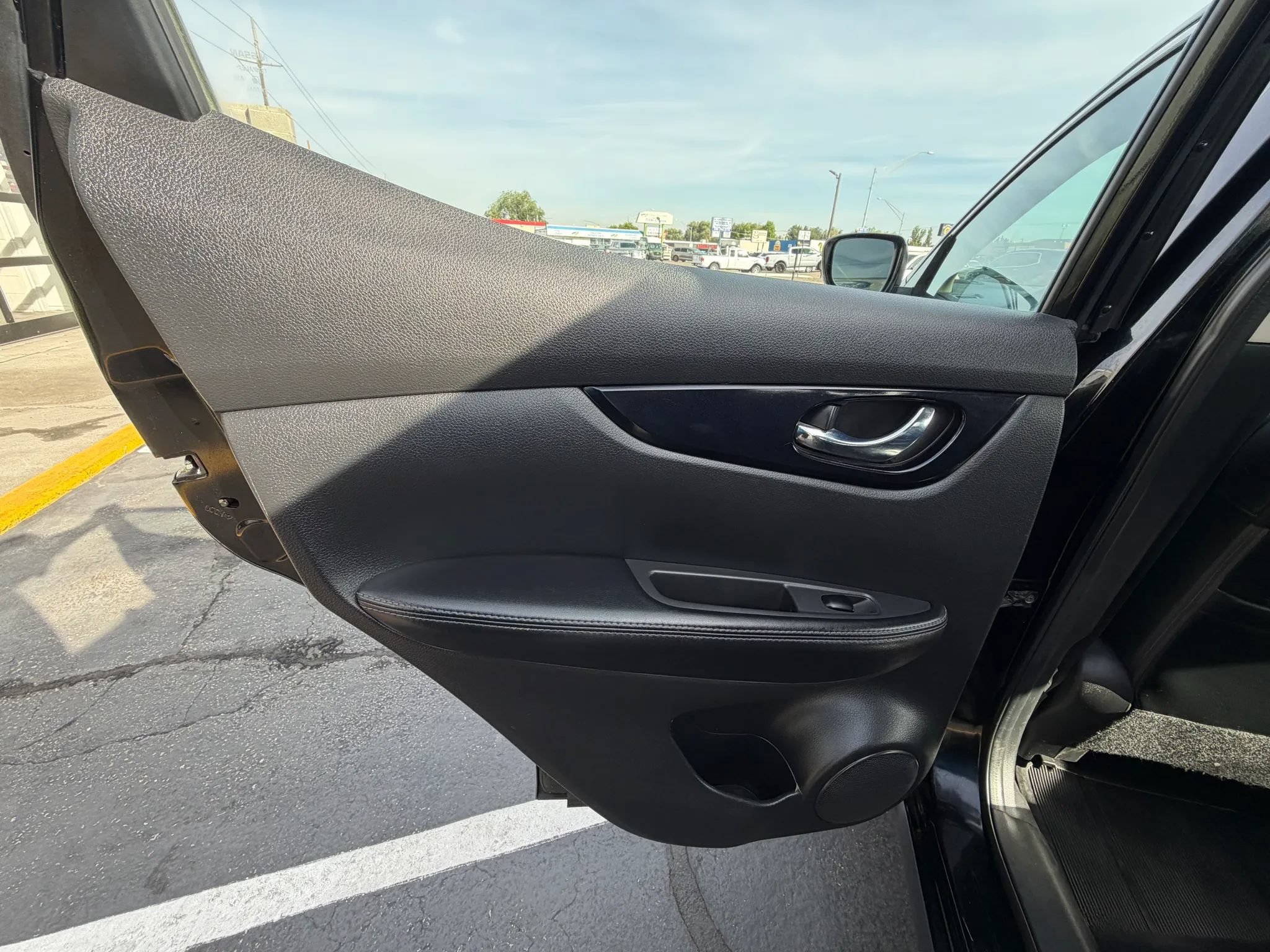 Used 2018 Nissan Rogue Sport SL w/ SL Premium Package AWD/4WD image 19