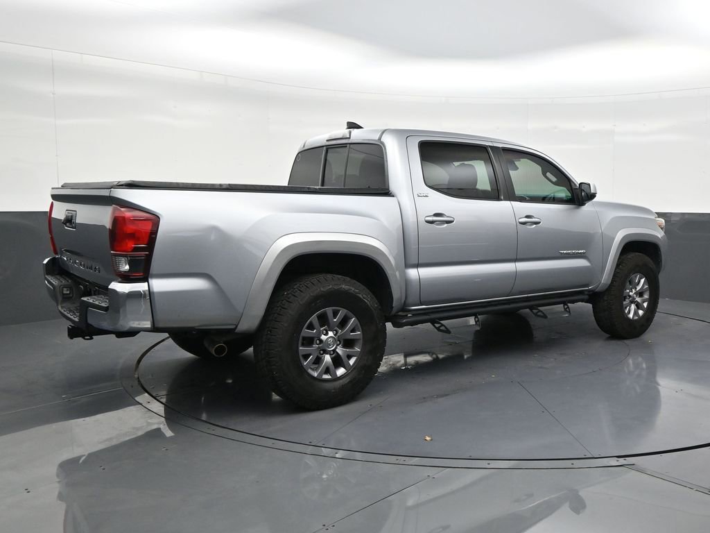 Used 2019 Toyota Tacoma SR5 w/ SR5 Appearance Package (SM) RWD image 5