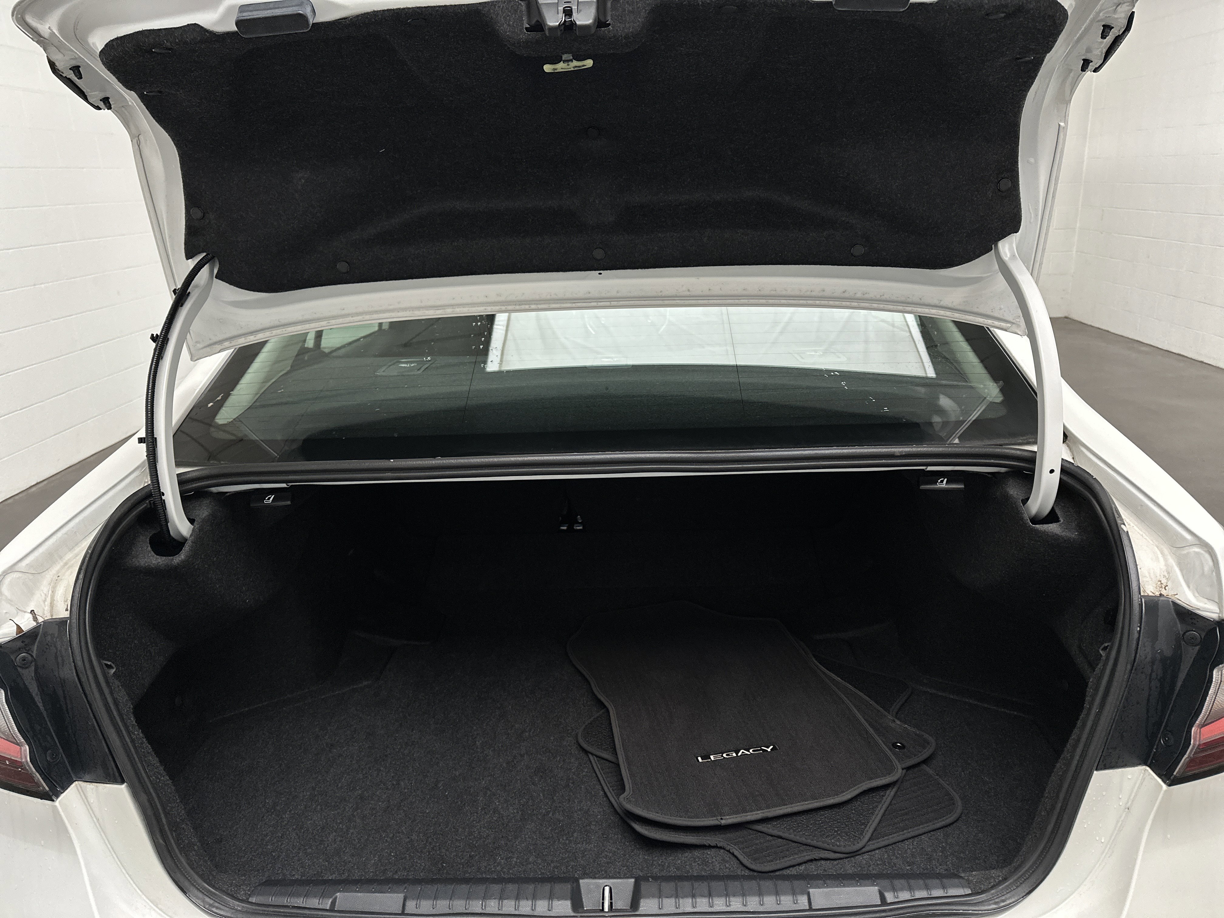 Used 2025 Subaru Legacy Premium AWD/4WD image 13