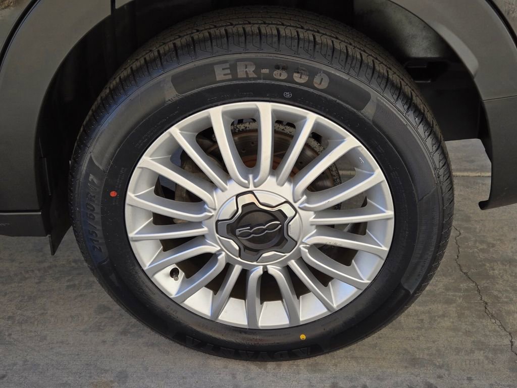 Used 2019 FIAT 500X Pop image 9