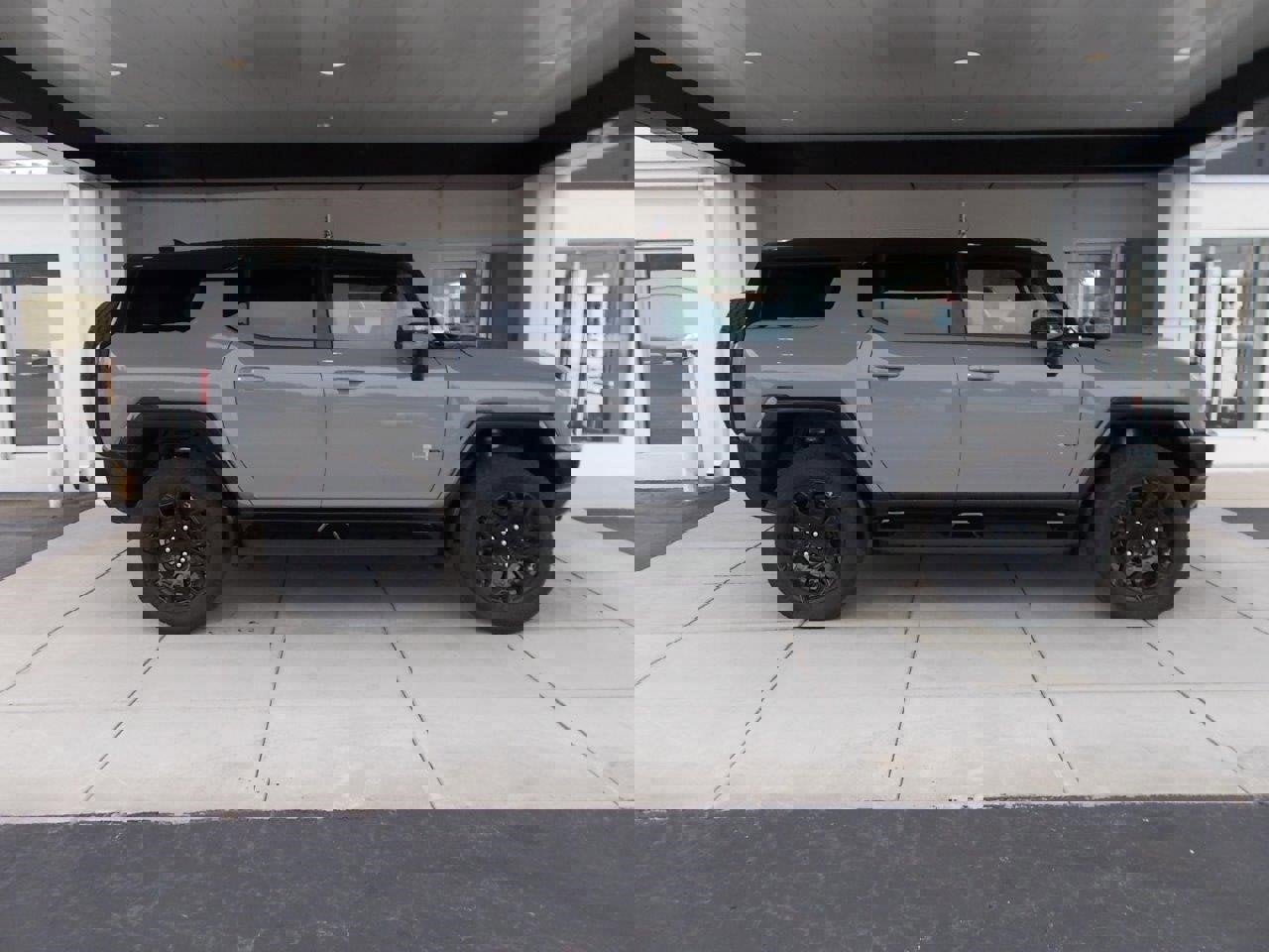 New 2025 GMC Hummer EV 2X image 2