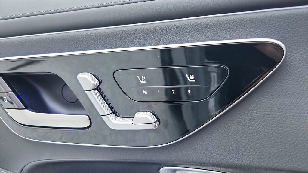 Used 2024 Mercedes-Benz CLE 450 4MATIC Coupe image 19