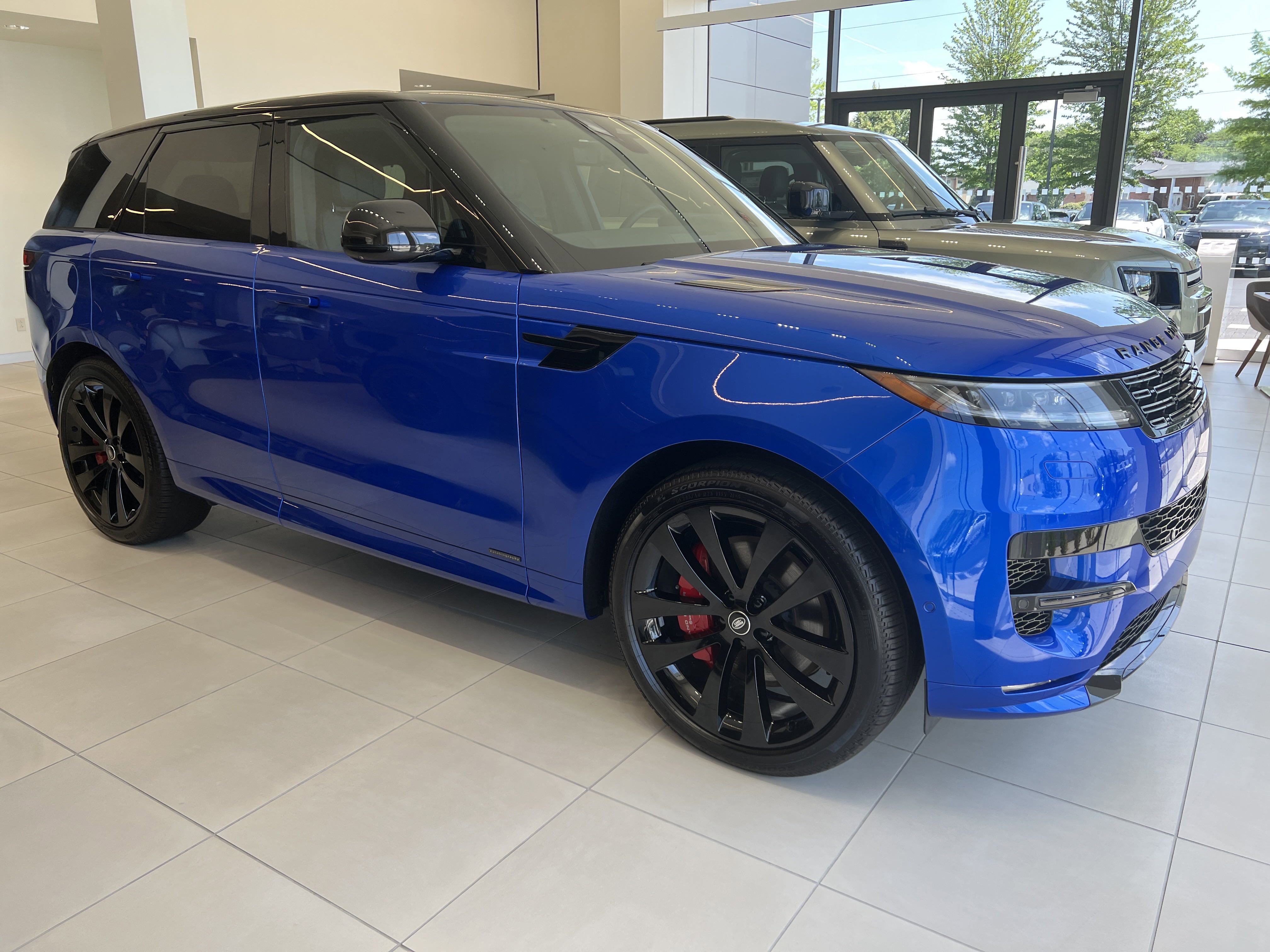 New 2025 Land Rover Range Rover Sport Autobiography image 7