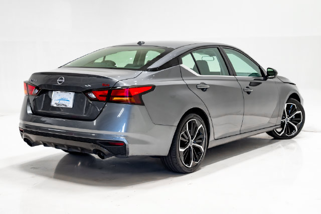 Used 2025 Nissan Altima 2.5 SR FWD image 27
