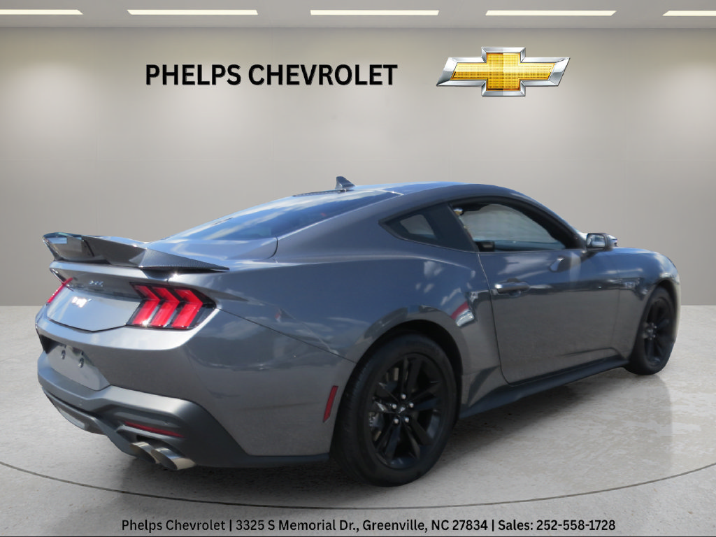 Used 2024 Ford Mustang GT RWD image 8
