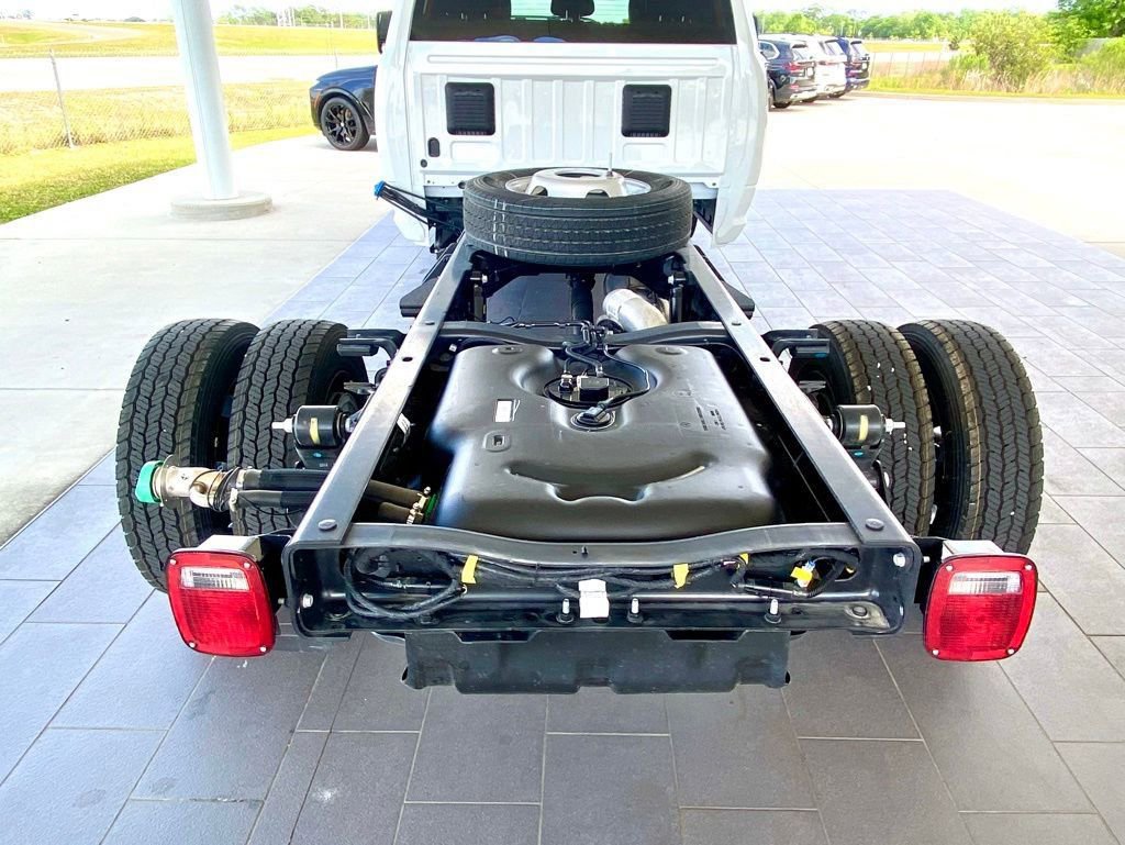 New 2026 RAM 5500 Tradesman image 28