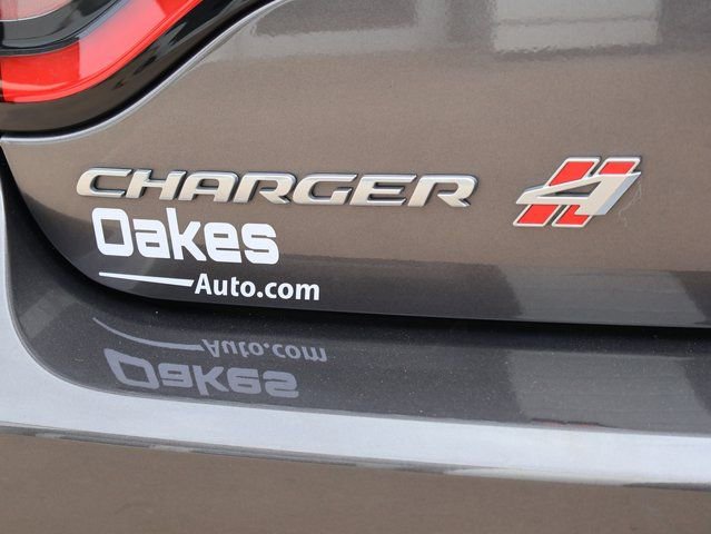 Used 2022 Dodge Charger SXT w/ Driver Convenience Group image 18