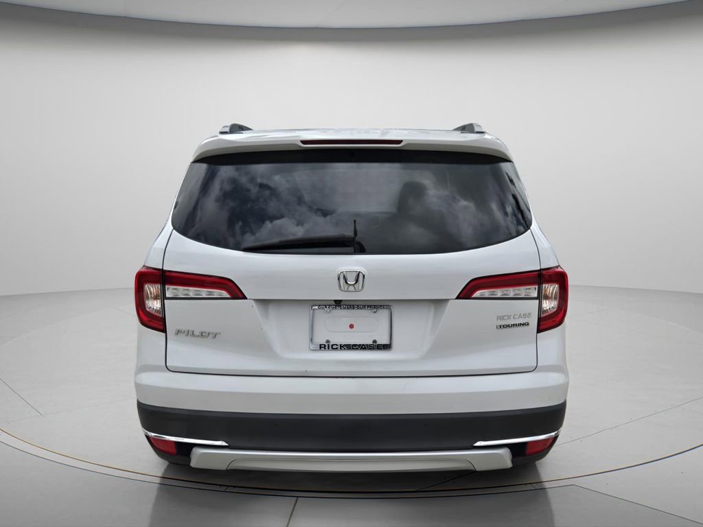 Certified 2022 Honda Pilot Touring image 6