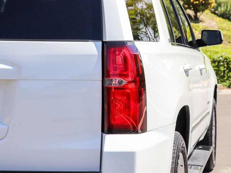 Used 2017 Chevrolet Tahoe LT w/ LT Signature Package RWD image 15