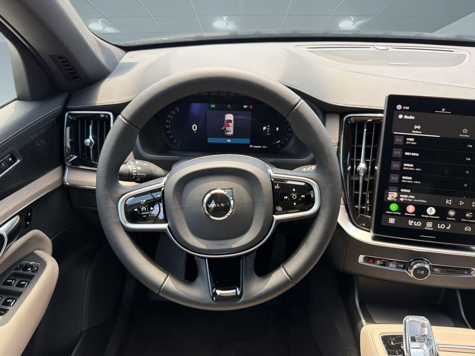 New 2026 Volvo XC90 B6 Plus w/ Protection Package image 25
