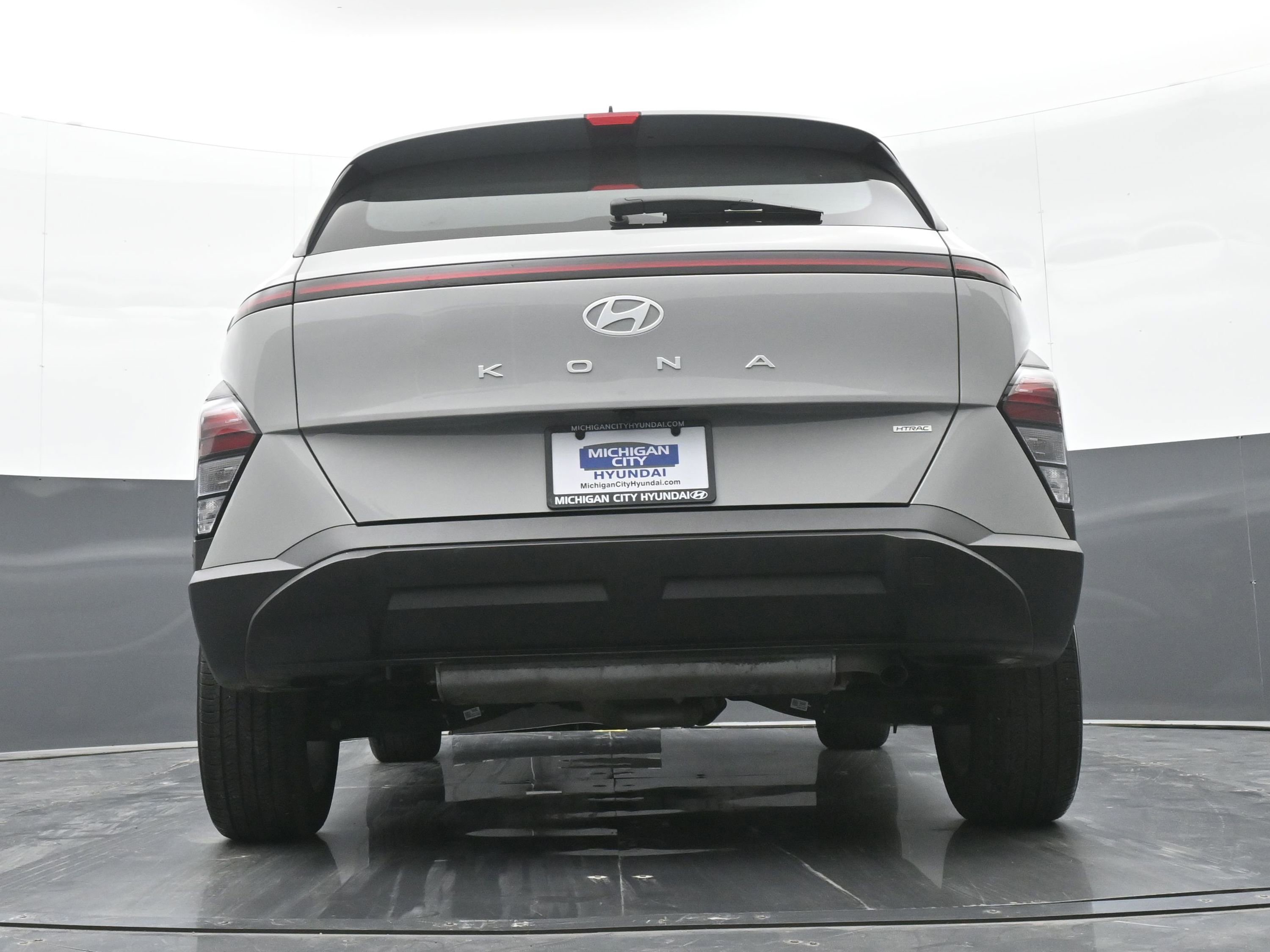 Certified 2024 Hyundai Kona SE AWD/4WD image 38