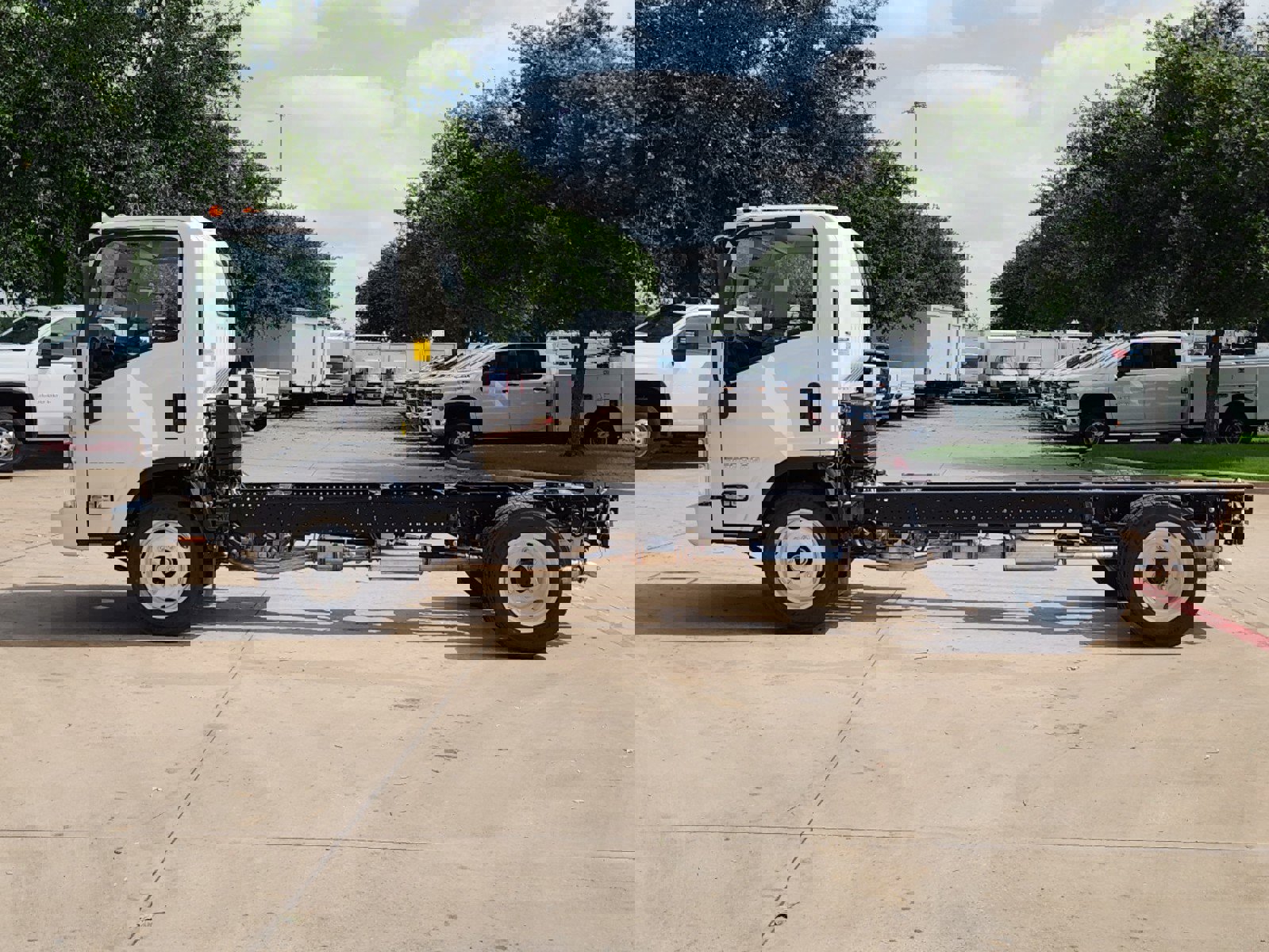 New 2025 Chevrolet Low Cab Forward 5500XG image 5