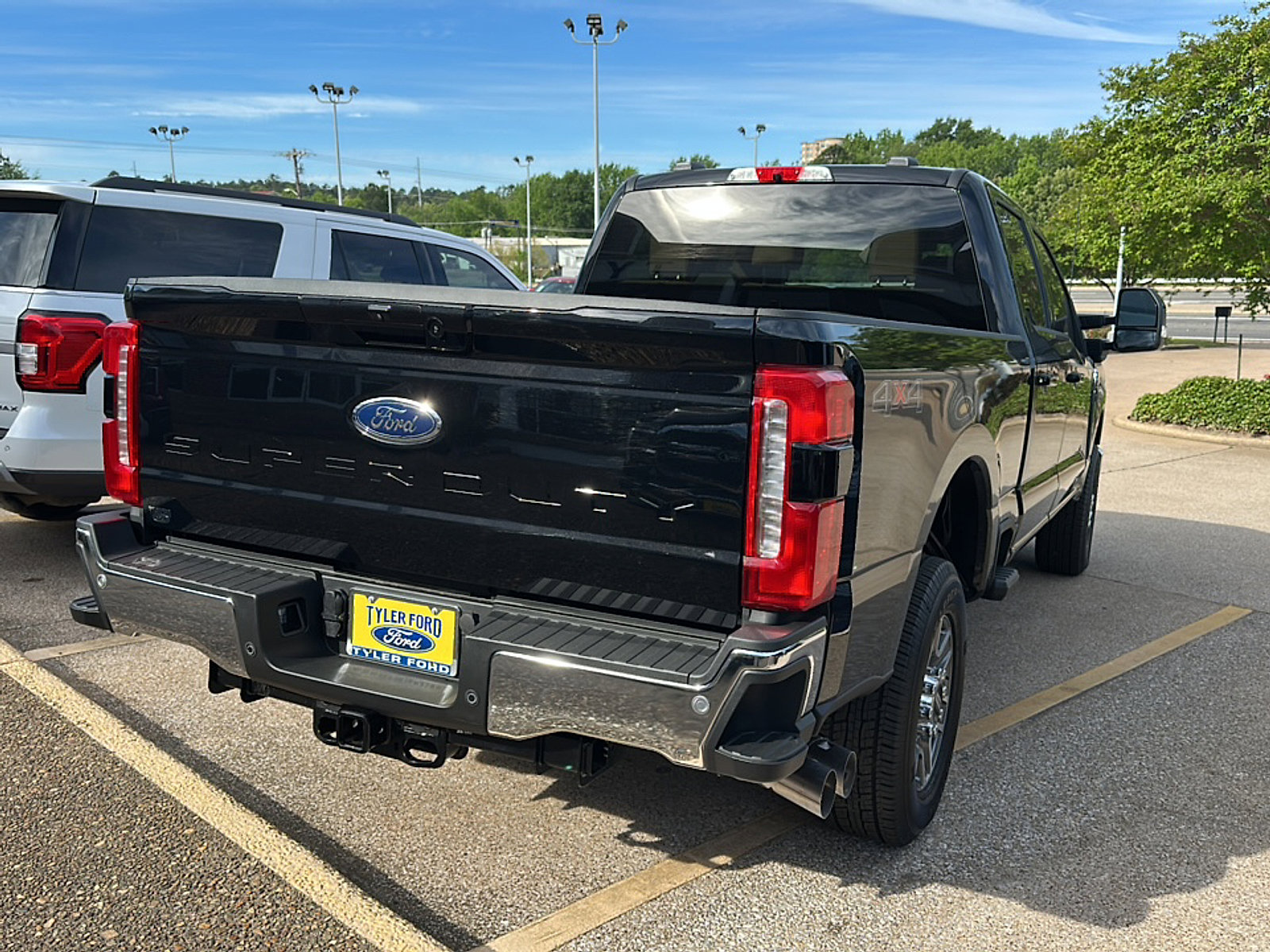 Used 2026 Ford F250 Lariat image 9