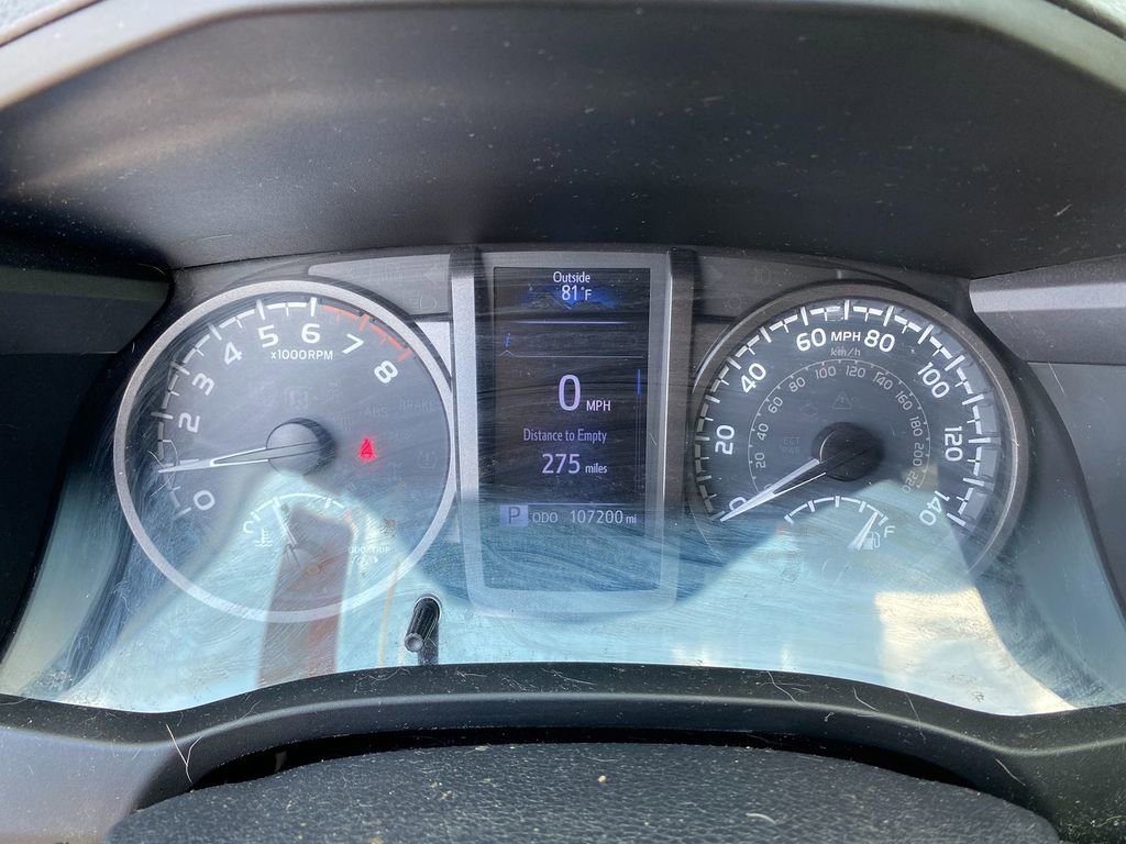 Used 2018 Toyota Tacoma TRD Off-Road w/ Technology Package AWD/4WD image 18