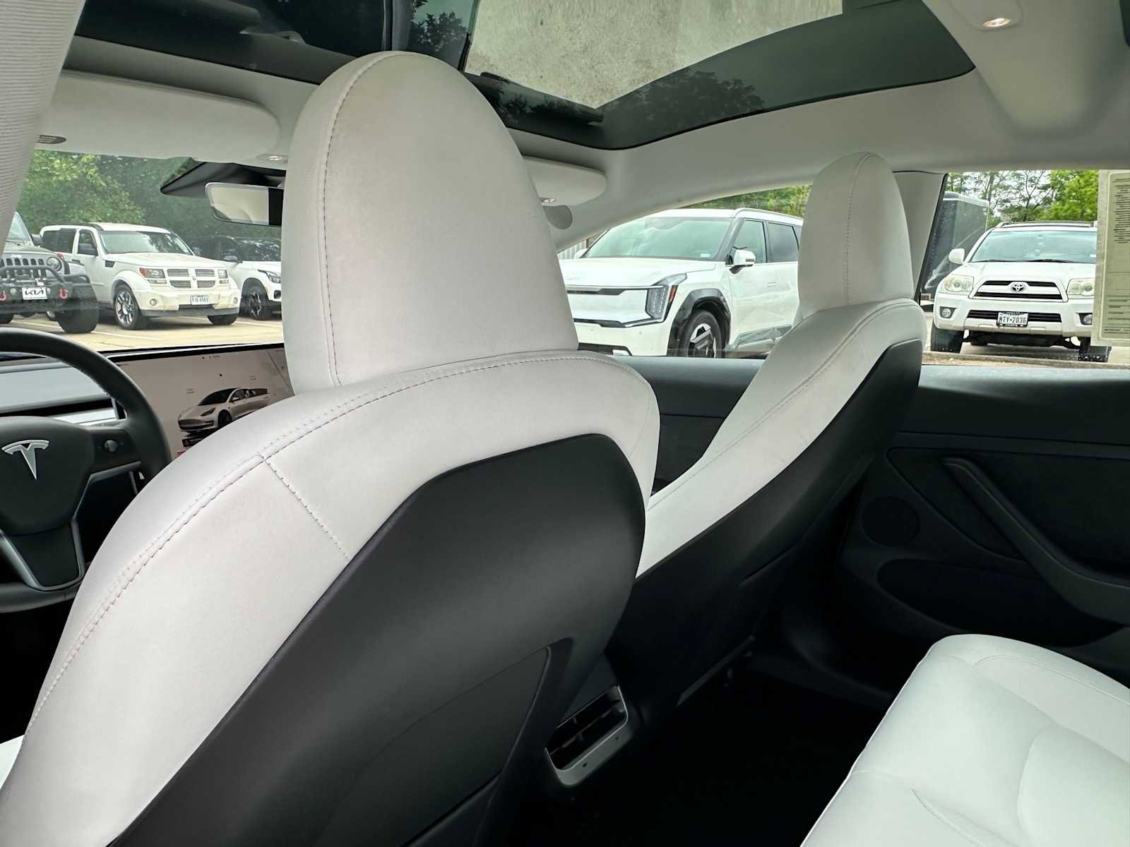 Used 2023 Tesla Model 3 Standard Range image 21