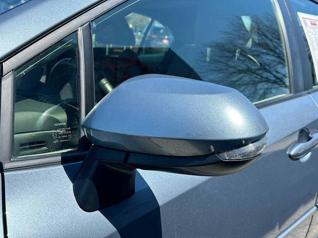 Certified 2023 Toyota Corolla SE w/ SE Premium Package image 9