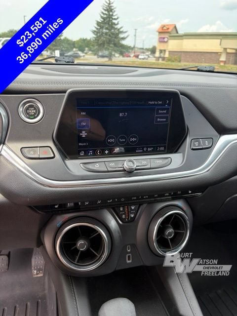 Used 2022 Chevrolet Blazer LT FWD image 20