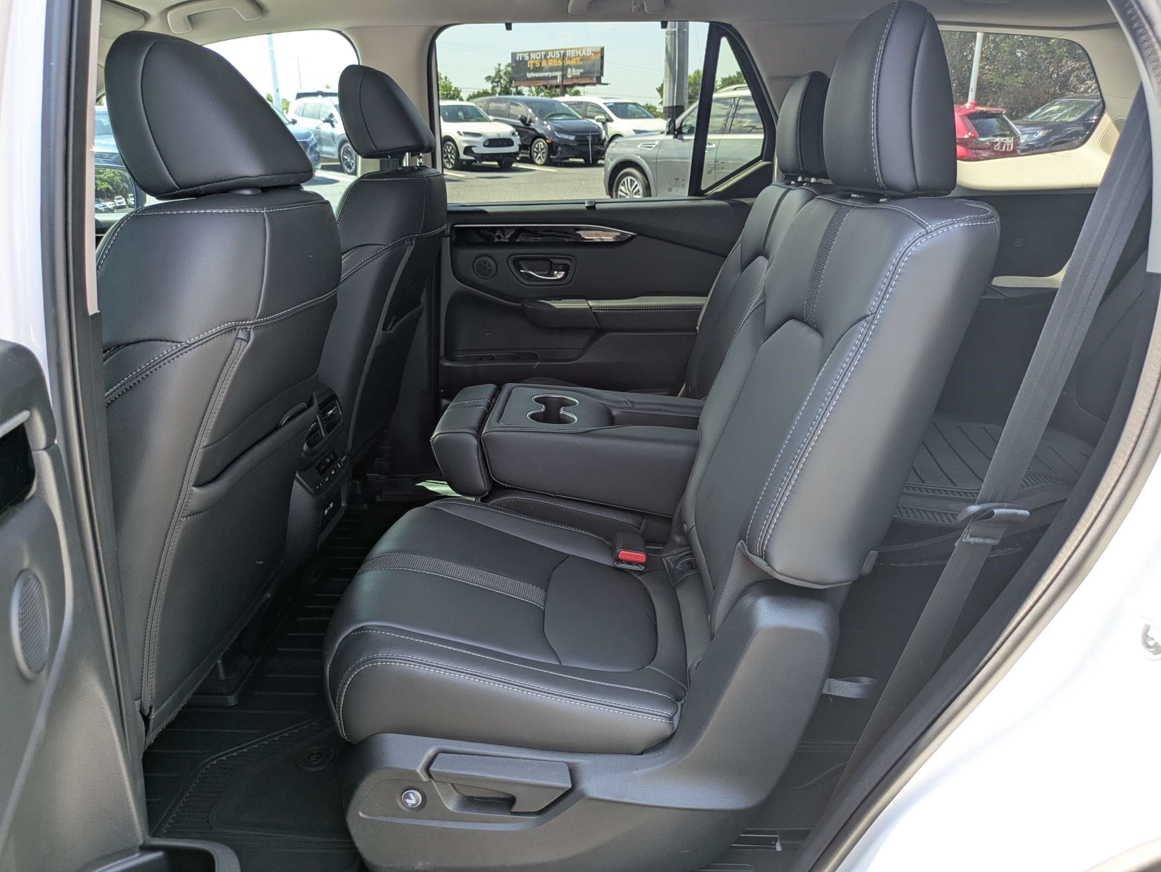 Certified 2023 Honda Pilot Touring image 22