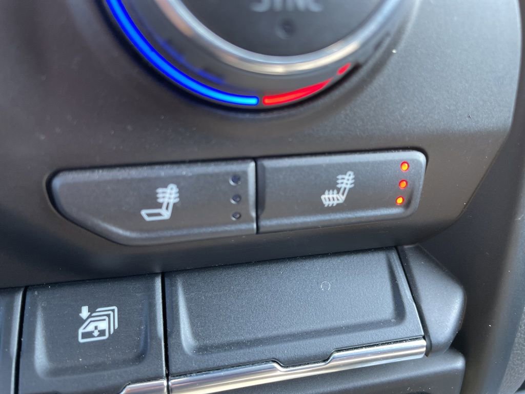 Used 2021 Chevrolet Silverado 1500 LT image 20