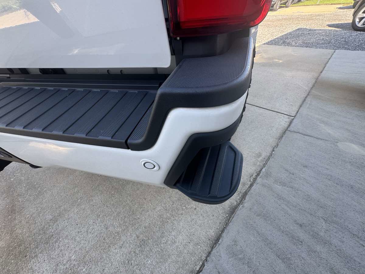 Used 2023 Ford F250 Limited w/ FX4 Off-Road Package image 66