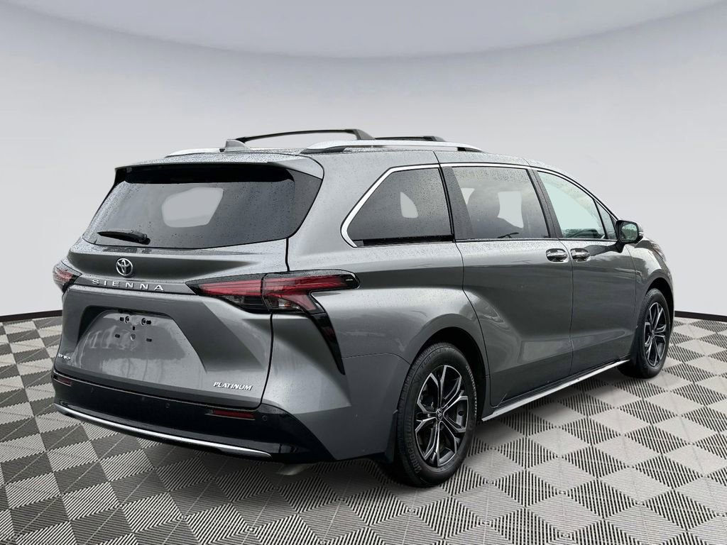 Used 2026 Toyota Sienna Platinum video 2