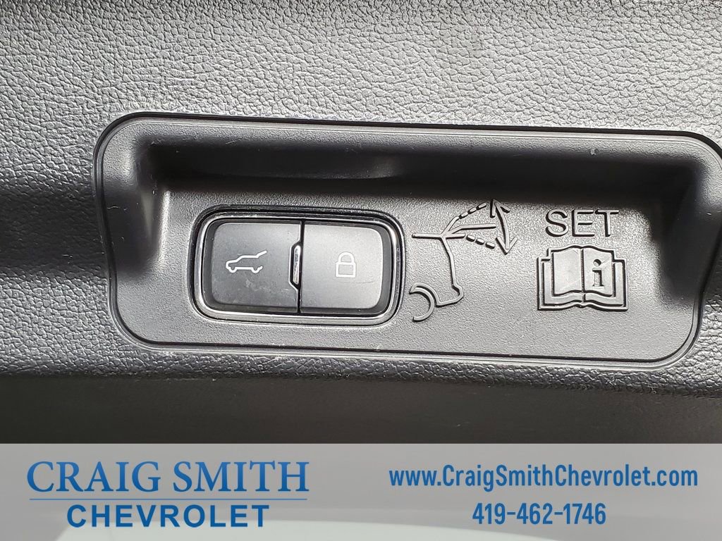 Used 2022 Ford Explorer XLT w/ Equipment Group 202A image 19