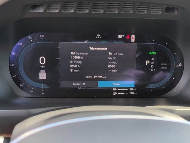 Certified 2025 Volvo XC90 T8 Core w/ Protection Package image 26