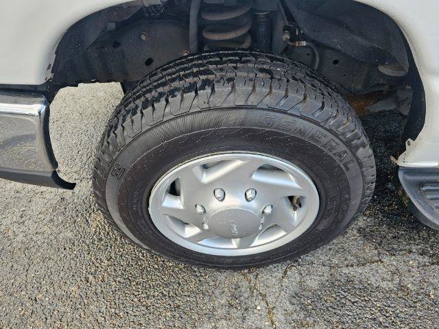 Used 2011 Ford E-350 and Econoline 350 XLT RWD image 37