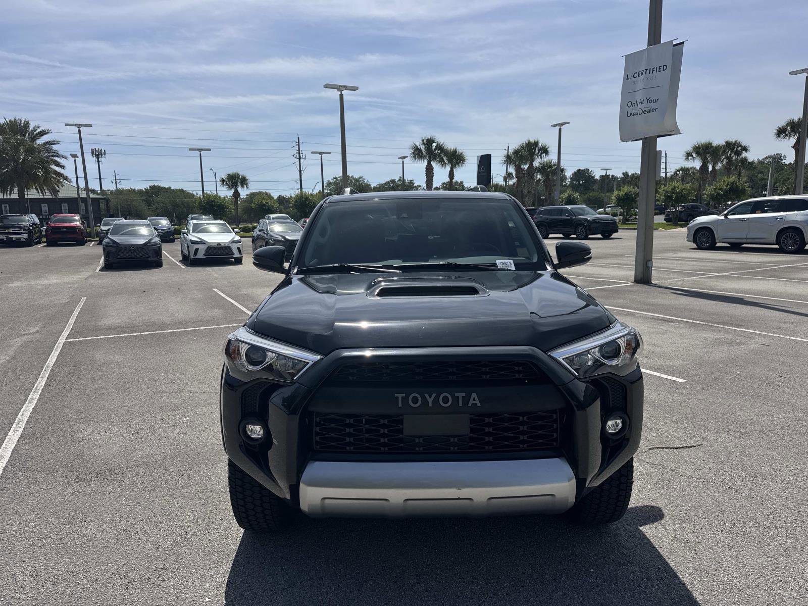 Used 2023 Toyota 4Runner TRD Off-Road Premium w/ Moonroof Package AWD/4WD image 8