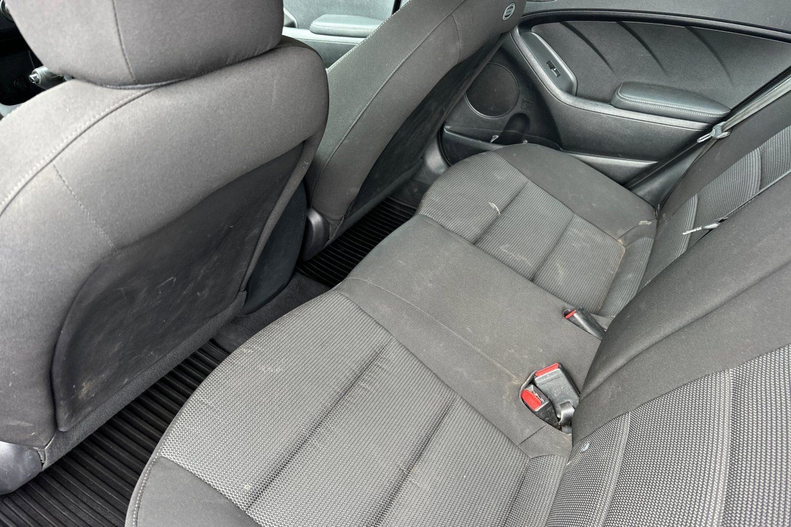 Used 2017 Kia Forte LX image 13