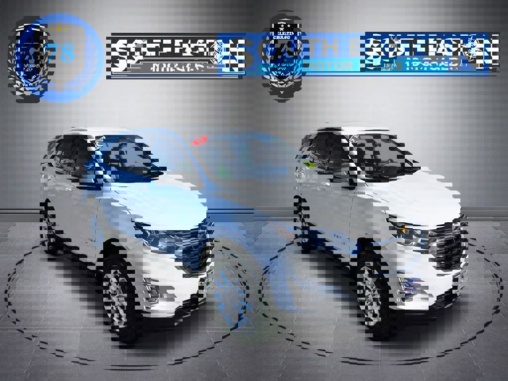 Used 2019 Chevrolet Equinox LS w/ LS Convenience Package image 2