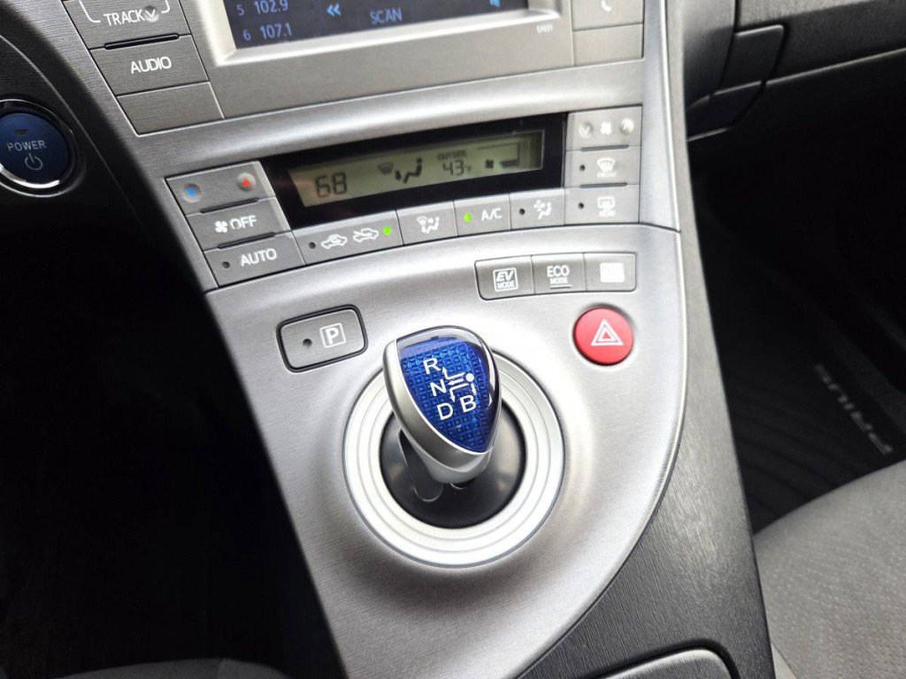 Used 2012 Toyota Prius Two image 17