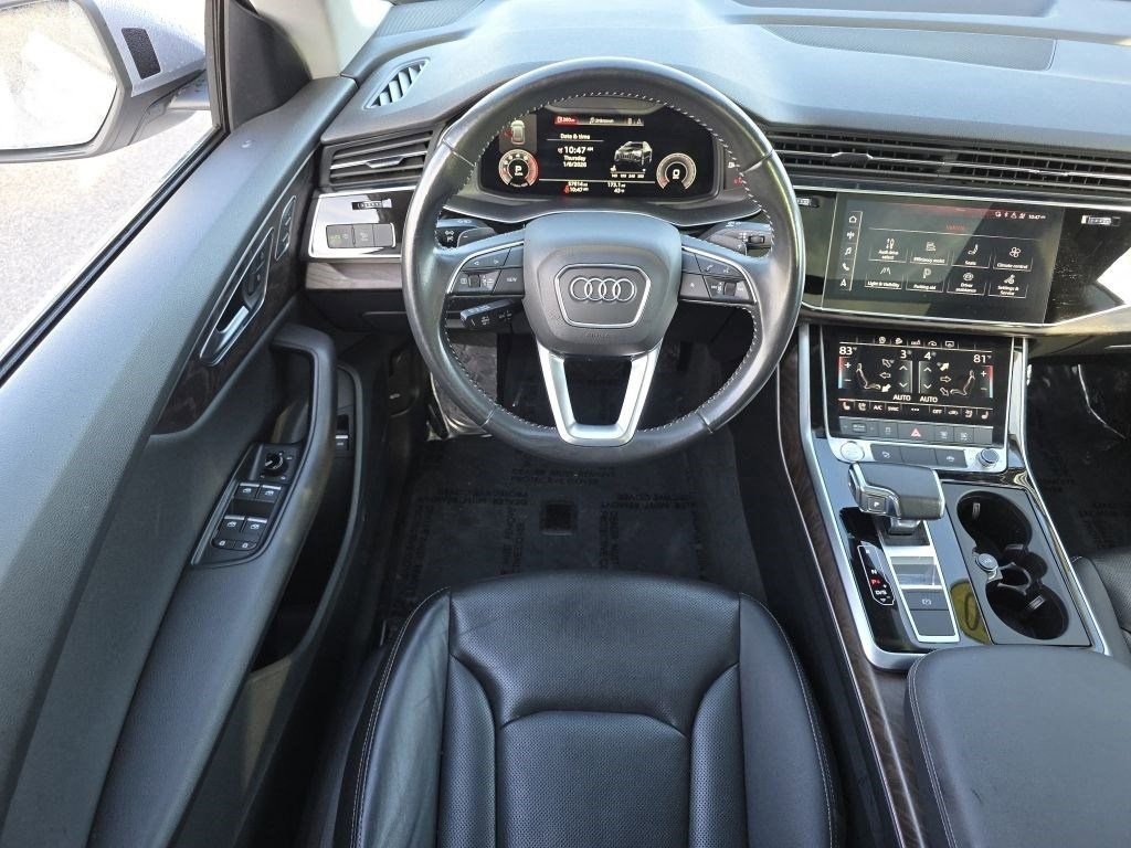 Used 2020 Audi Q8 Premium Plus w/ Premium Plus Package image 25