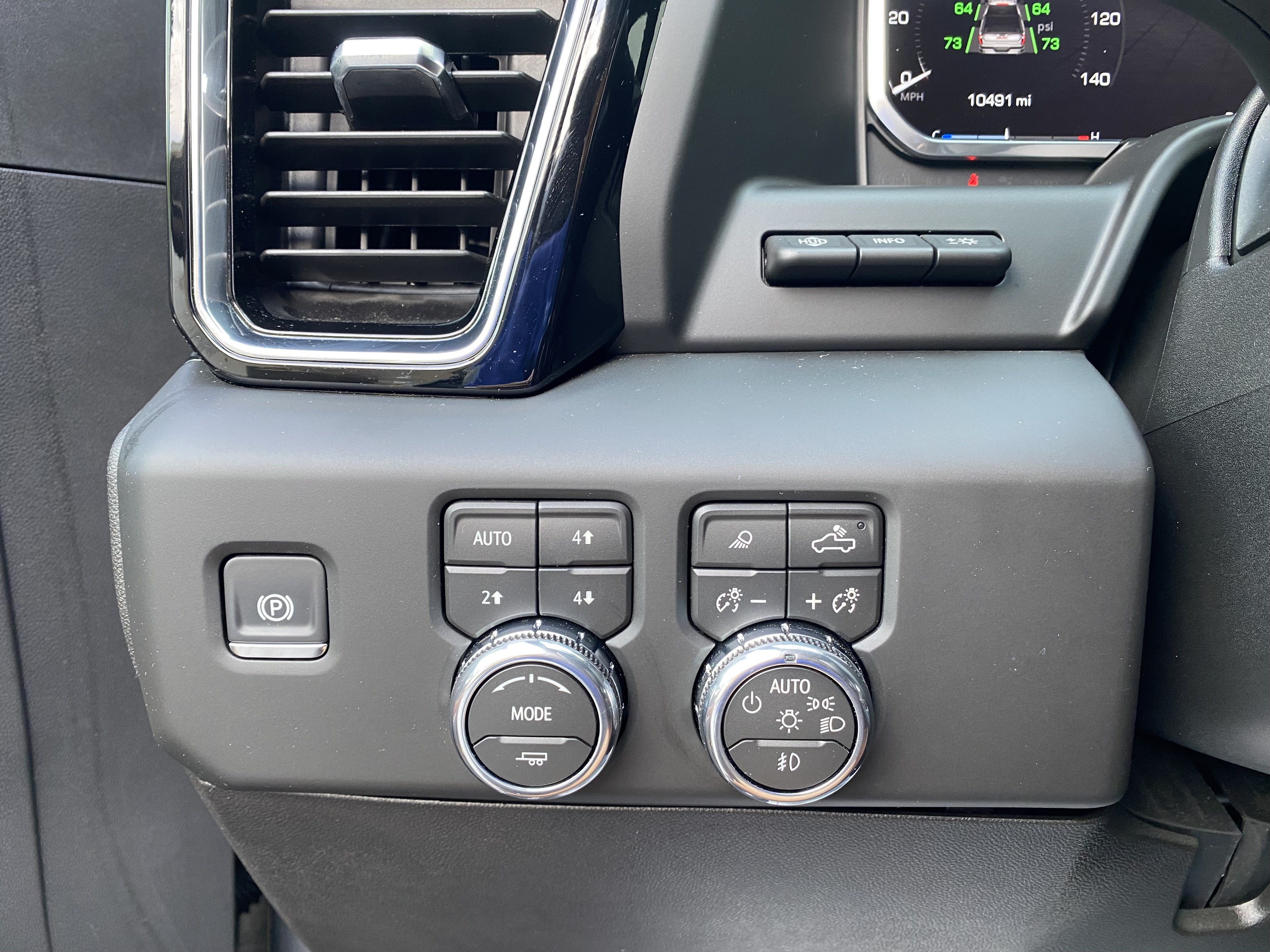 Used 2026 GMC Sierra 2500 Denali Ultimate AWD/4WD image 18