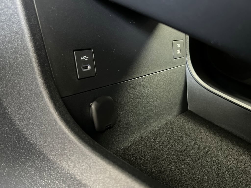 New 2026 Subaru Solterra Premium image 35