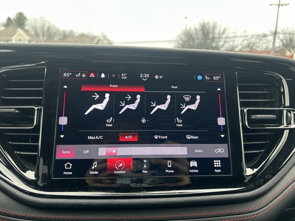 Used 2024 Dodge Durango R/T w/ Blacktop Package image 22