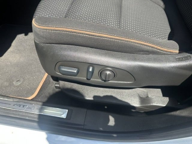 Certified 2023 GMC Acadia AT4 AWD/4WD image 18