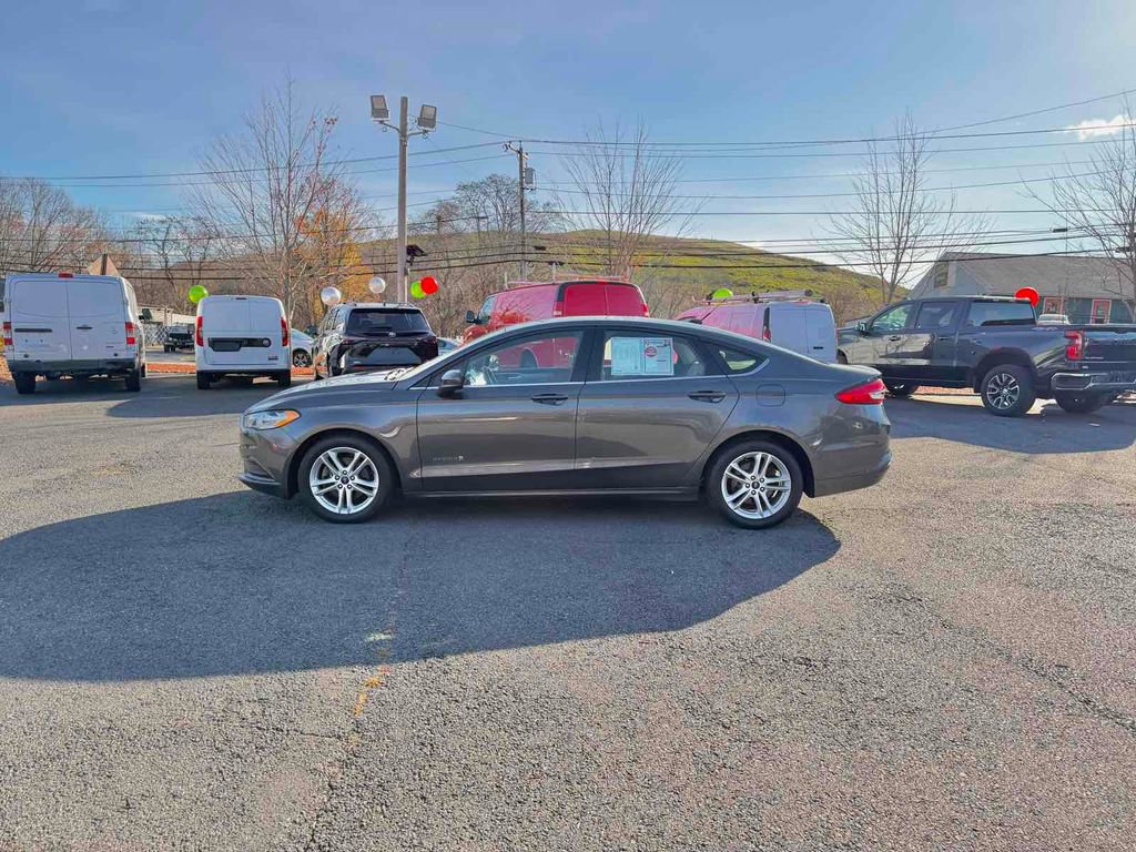 Used 2018 Ford Fusion S image 4