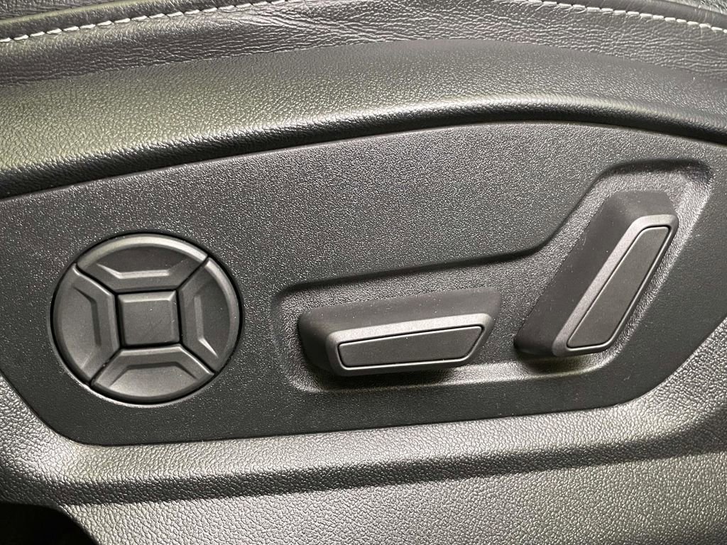 Used 2019 Audi Q8 Premium Plus image 17