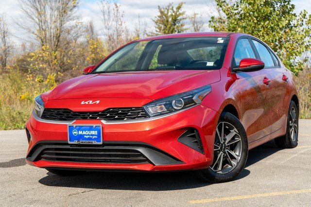 Used 2023 Kia Forte LXS w/ LXS Technology Package image 1