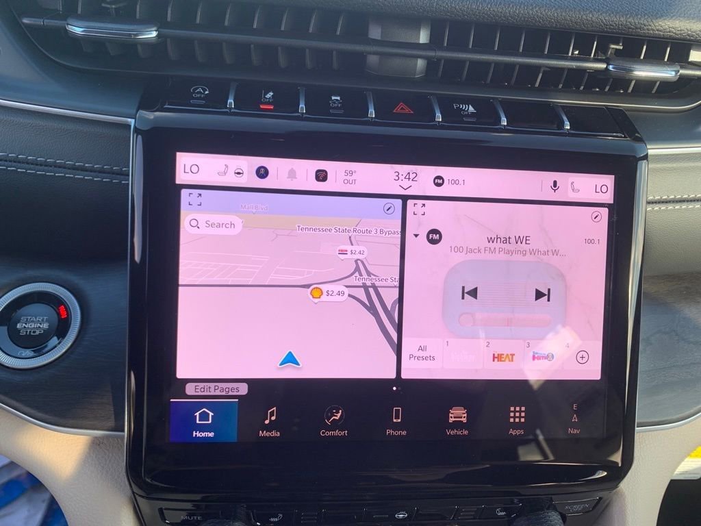 Used 2025 Jeep Grand Cherokee Limited image 34