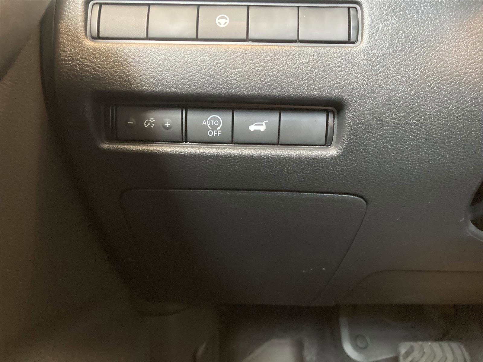 New 2026 Nissan Rogue SV image 21